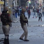 श्रीनगर के डाउनटाउन में पत्थरबाजी