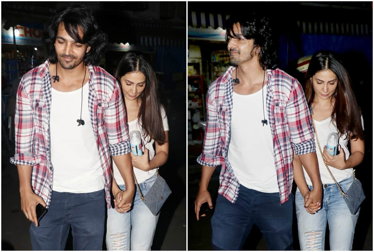 Kim Sharma and her Boyfriend Harshvardhan Rane spotted together in hand in hand