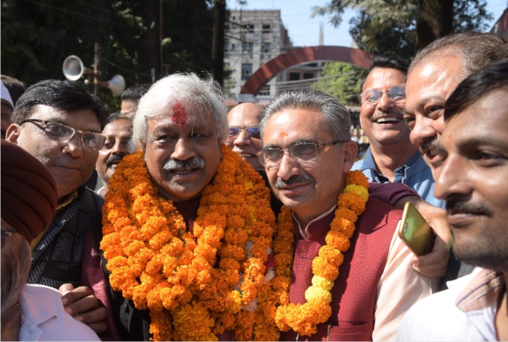 Congress candidate for mayor post dinesh agarwal is Millionaire  