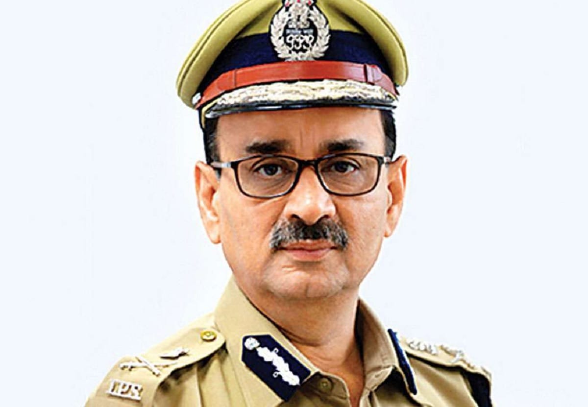 CBI Dispute: Alok Verma sought more time to file a reply on CVC report