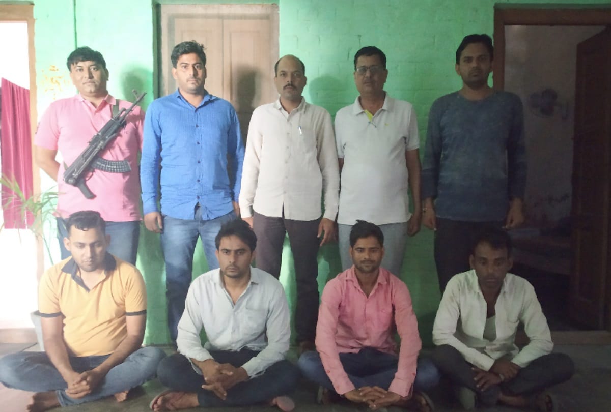 four atm hackers arrested in gurugram for doing fraud in unique way