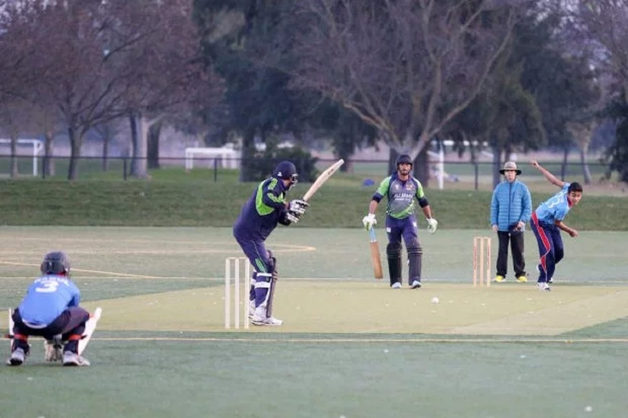 Venu Mankad under 19 trophy in UP quarter finals