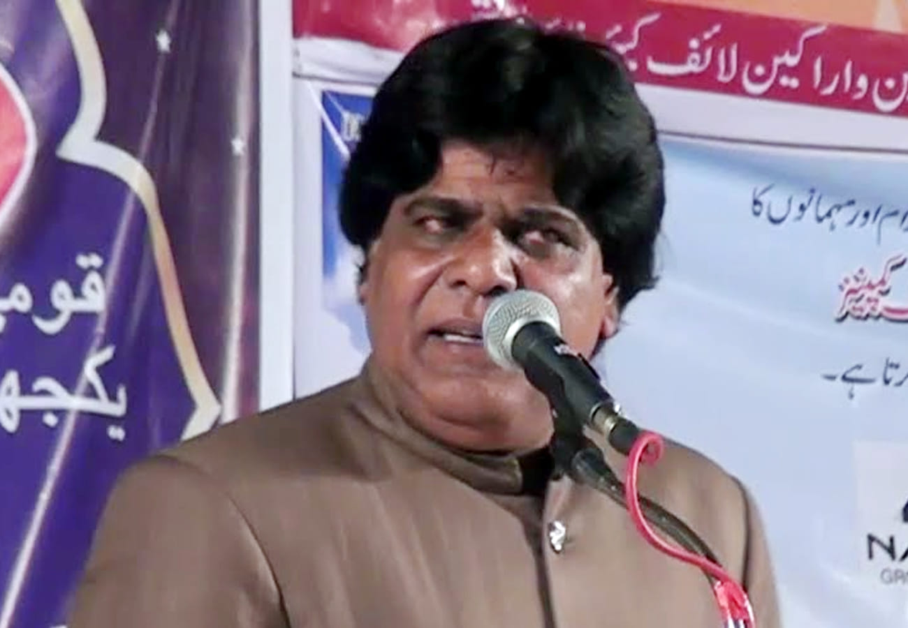 Mushahera and Kavi sammelan will be organized in world record