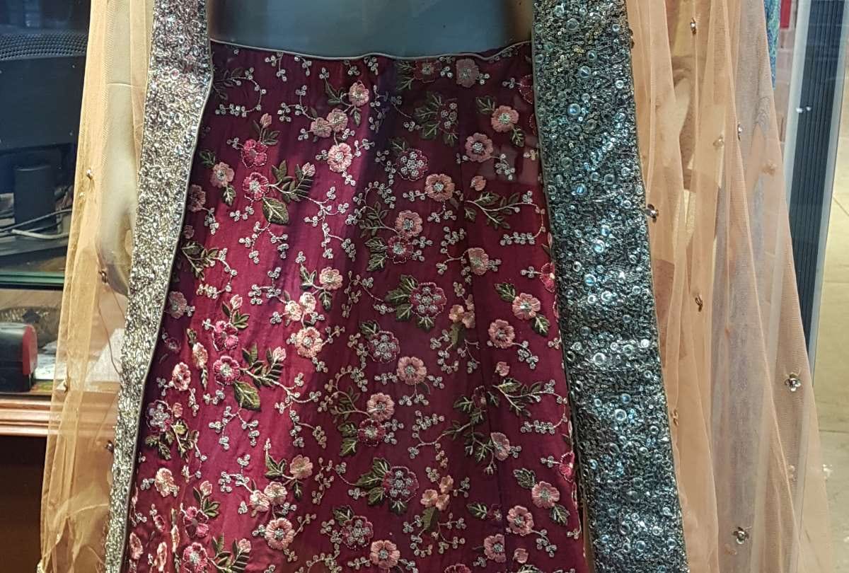 karwa chauth dresses demand of kurta sarees in festive season