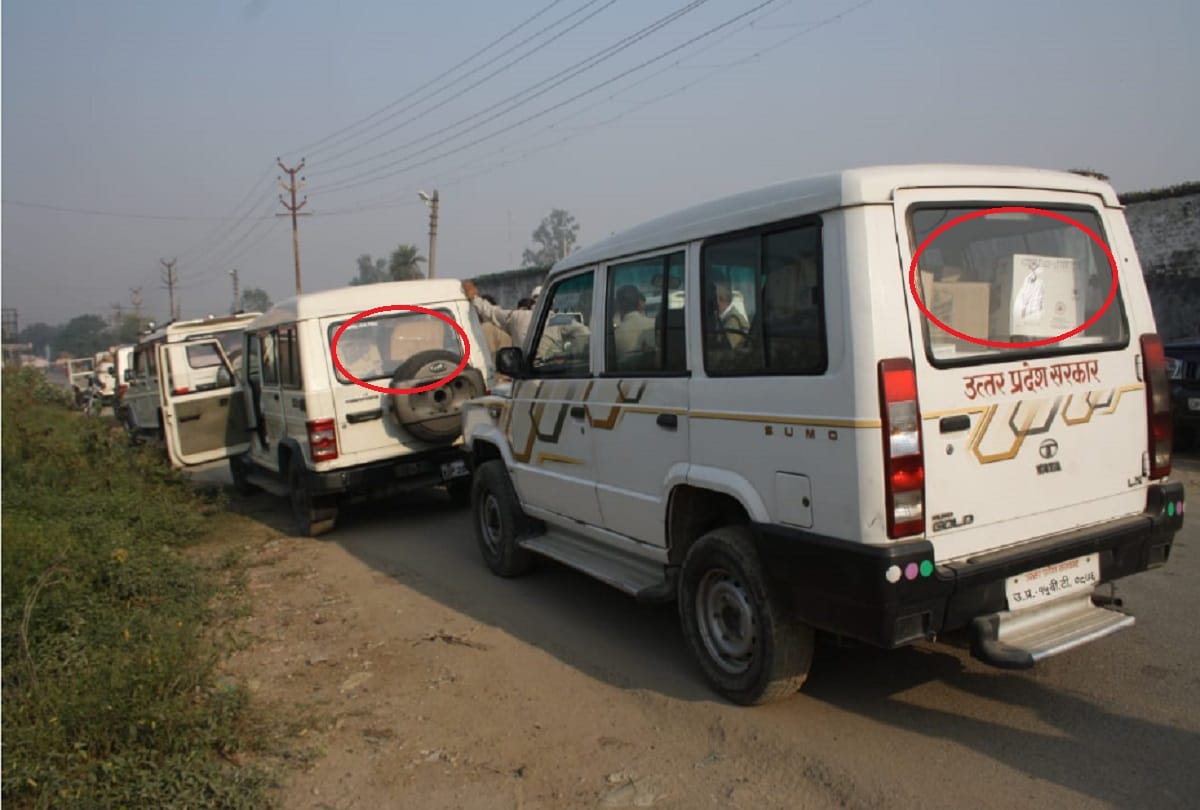 Attack on meerut police and Excise team and five policemen injured