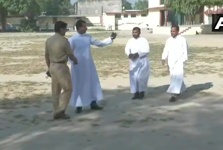 Kerala Nun Rape Case, Police visit quarter in St. Paul's church where Father Kuriakose found dead