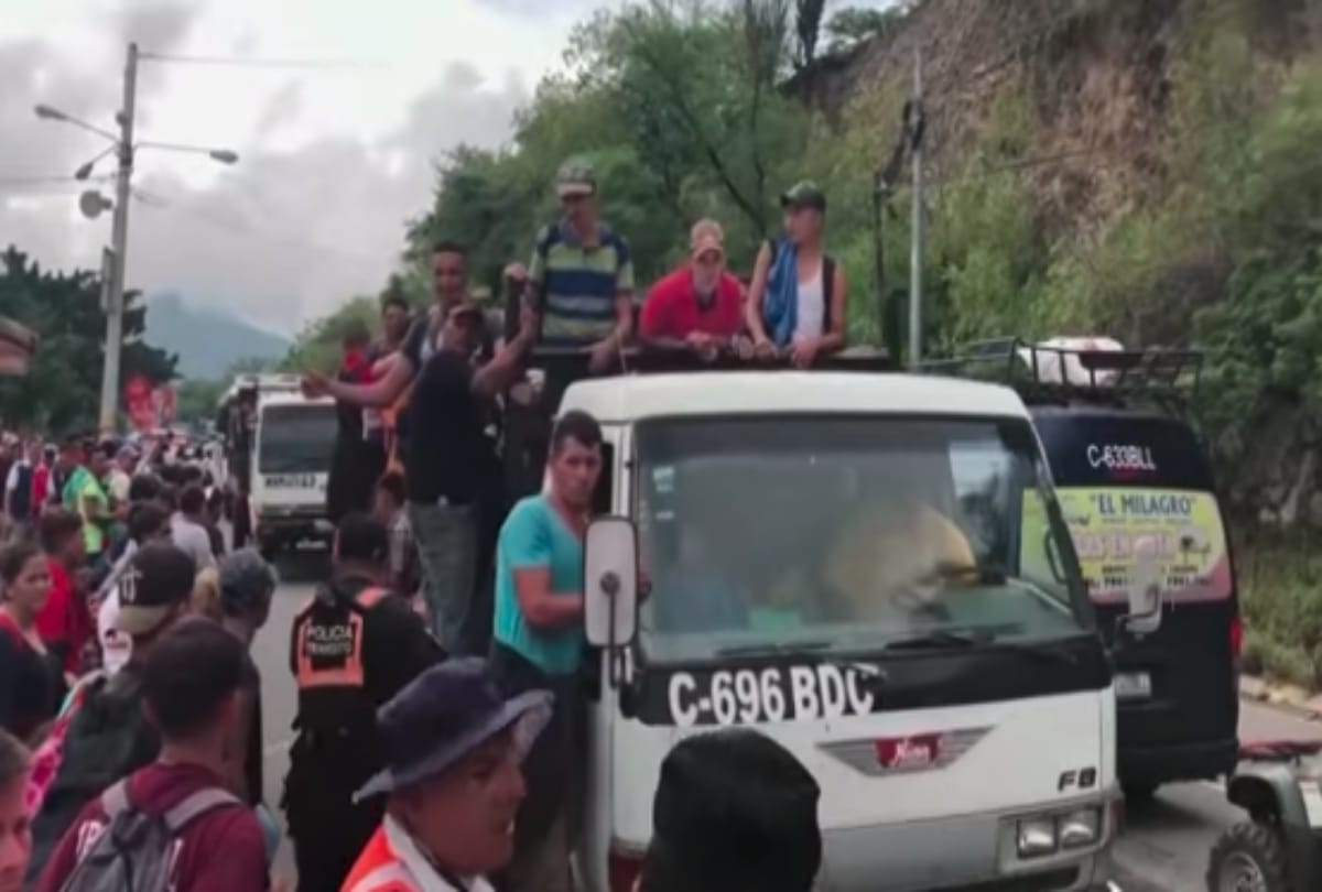 The bridge change into a migrant camp