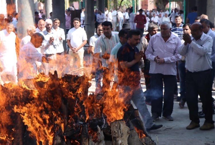 Gurugram's Judge Krishnakant's son funeral in Hissar