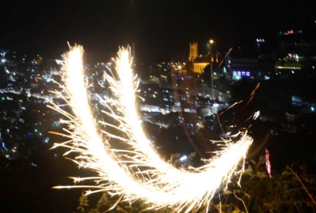 Only green crackers will run in Jammu and Srinagar, fireworks are allowed from 8 to 10 pm
