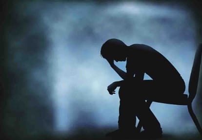 old man committed suicide in kanpur