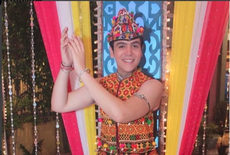 gokuldham society people celebrate garba with english man
