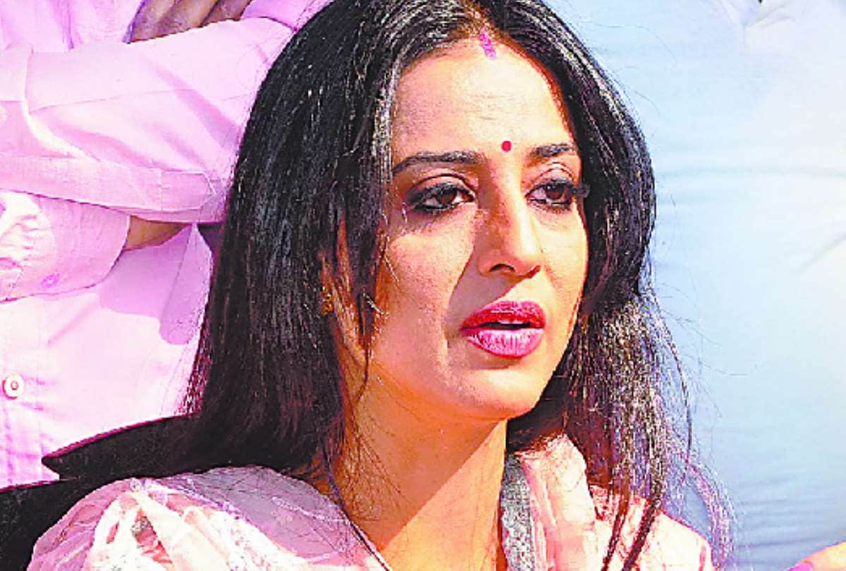 mahi gill reaction after goons attacked to web series fixer sets