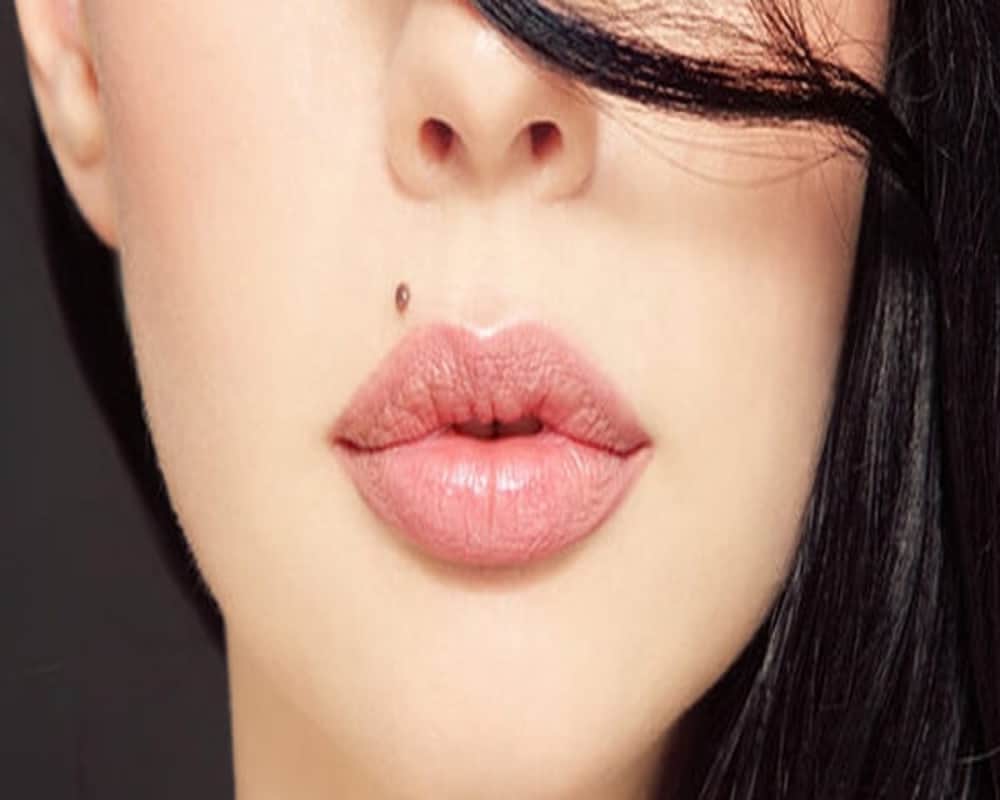Know how Moles on body that reveal about your relationship
