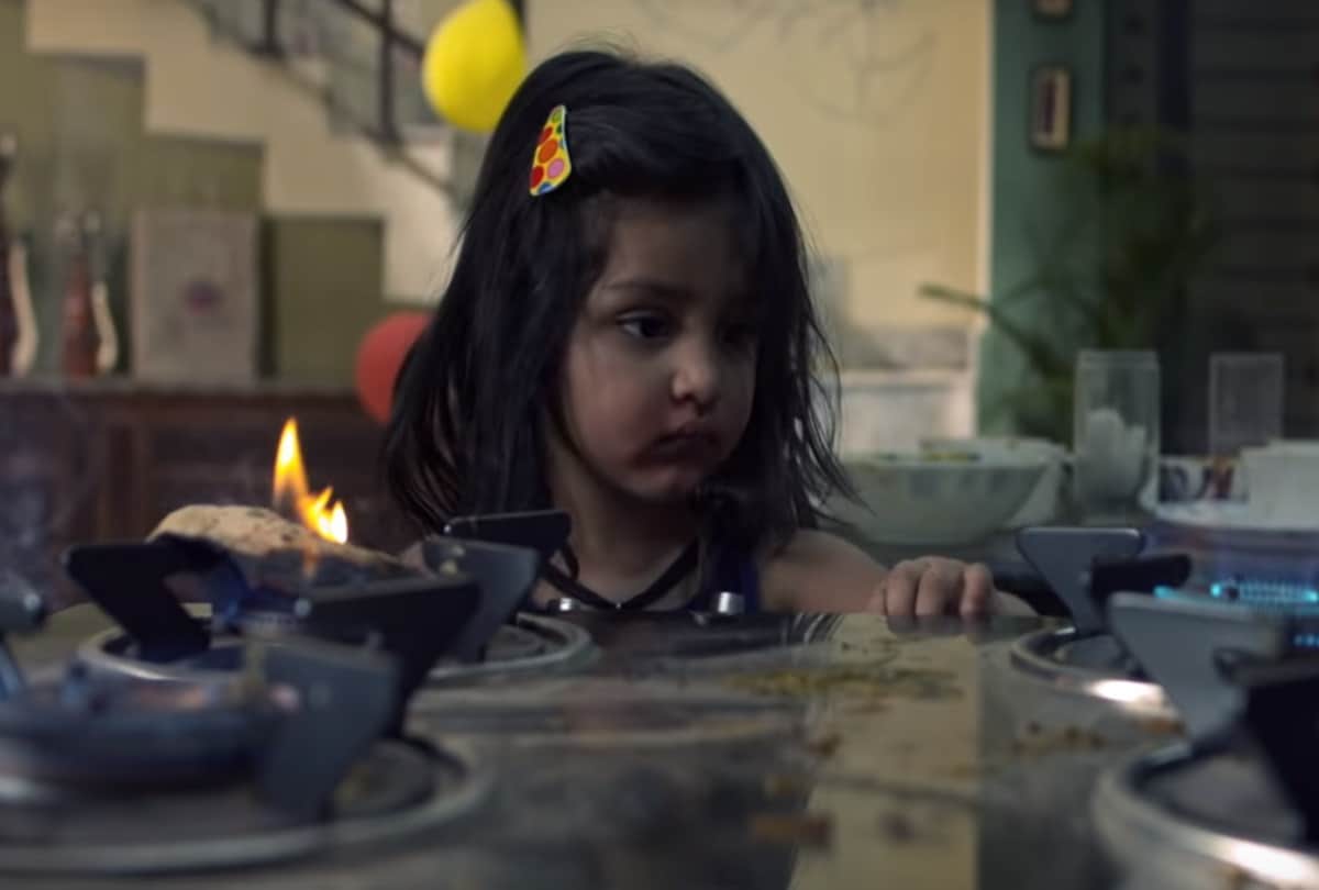 pihu trailor which show two years old girl alone at home