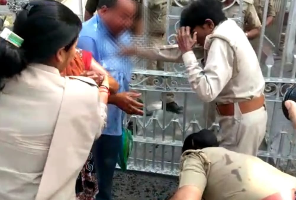 family tried to self immolate in front of vidhan bhawan.