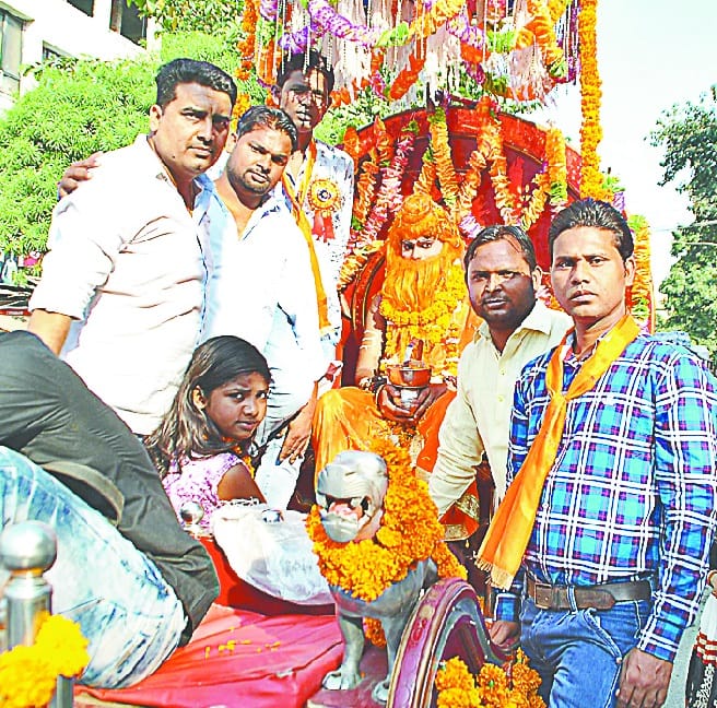 maharishi valmiki jayanti par hui gosthi, kiya paudhropn