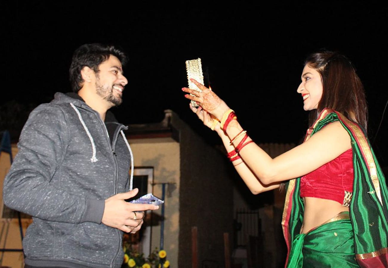 Karva chauth poojan vrat shubh muhurt