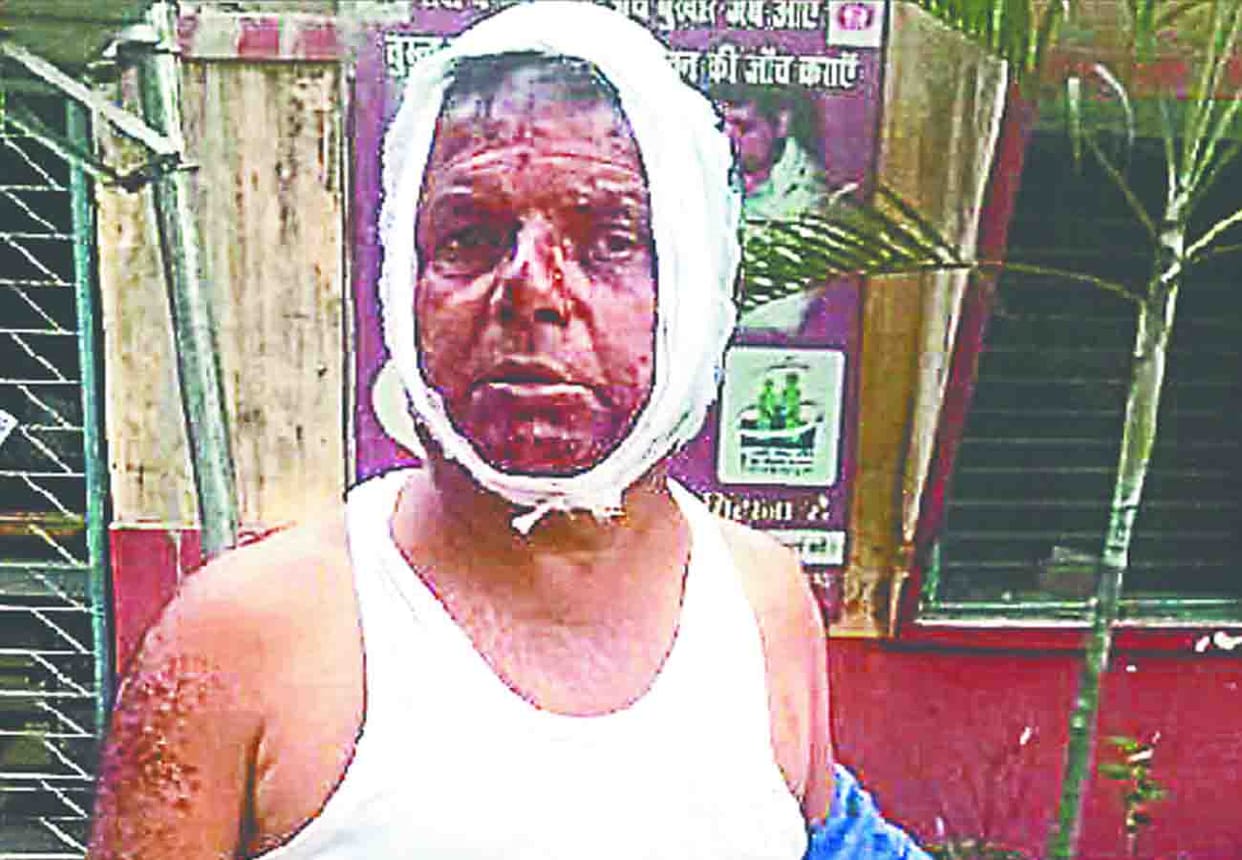 looted Six lakh rupees