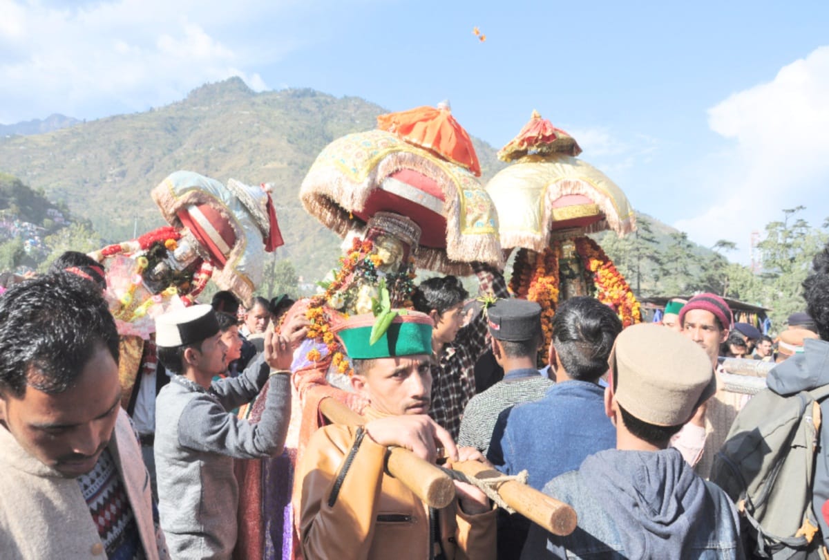 kullu dussehra concluded with Lanka combustion