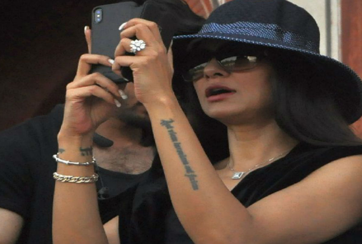 Former Miss Universe Sushmita Sen saw the Taj Mahal