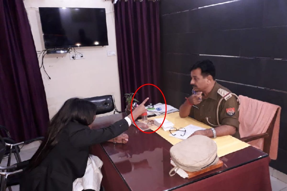 Daroga beaten case latest news female advocates created drama for hours in meerut police station