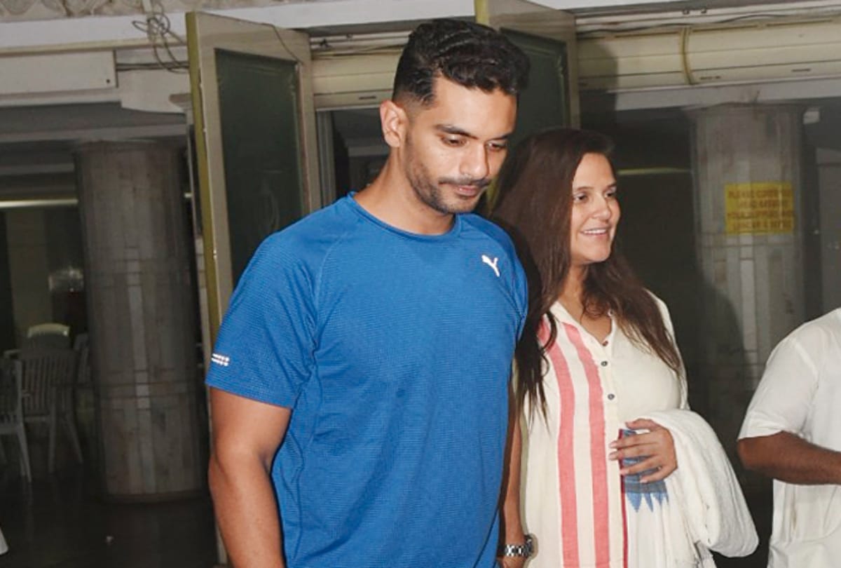 neha dhupia pregnent before marriage angad bedi reveals first time