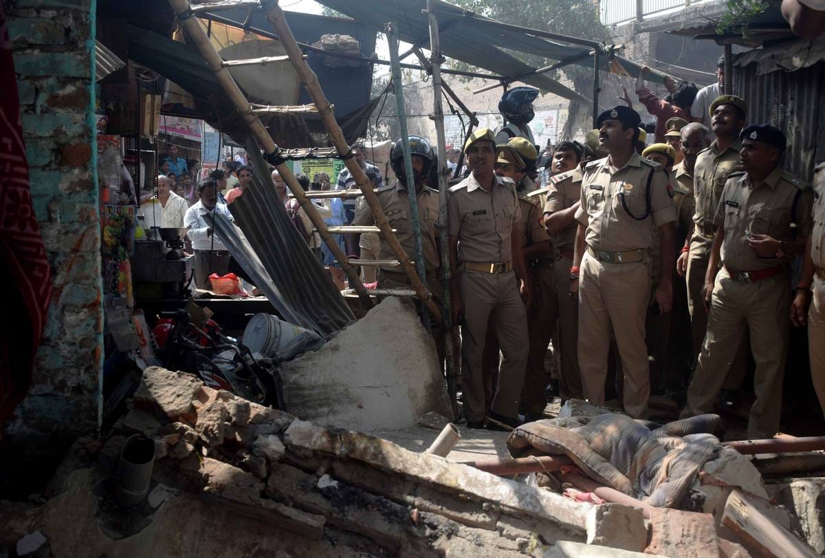 Cracker blast in house at varanasi