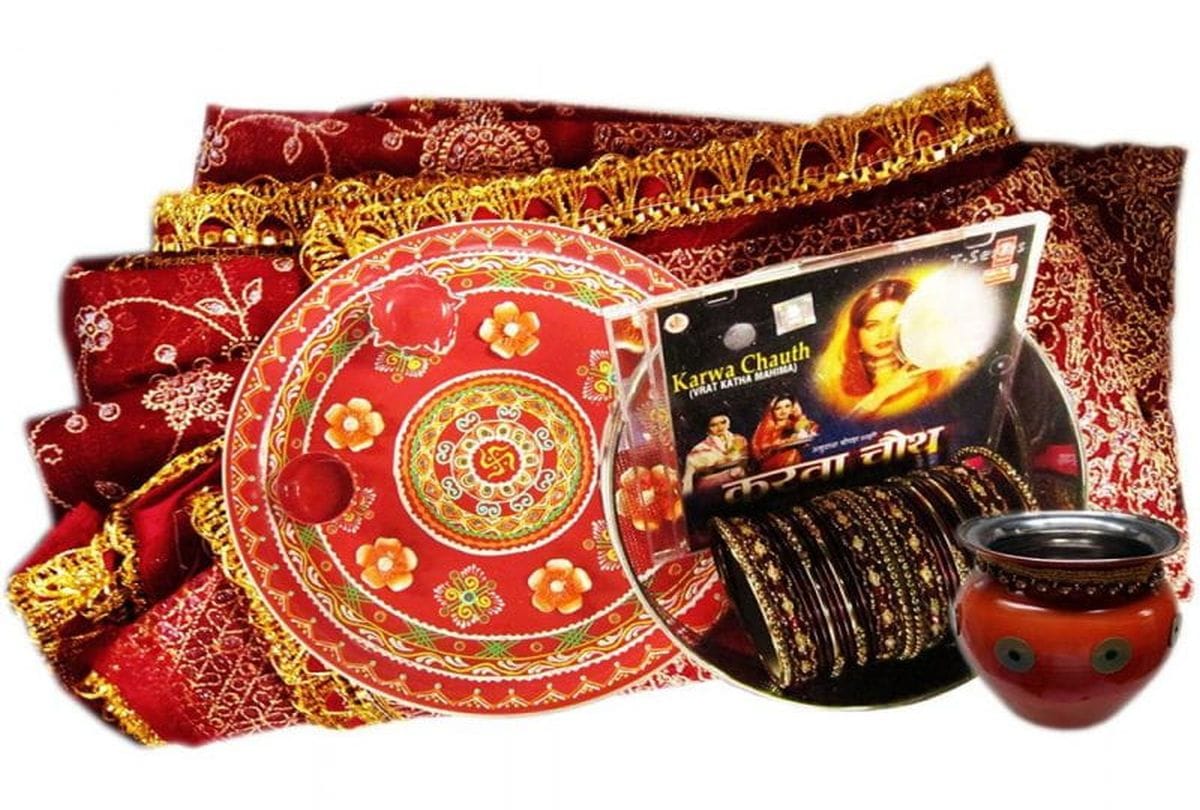 woman called the police after her boyfriend did not make shopping for karwa chauth