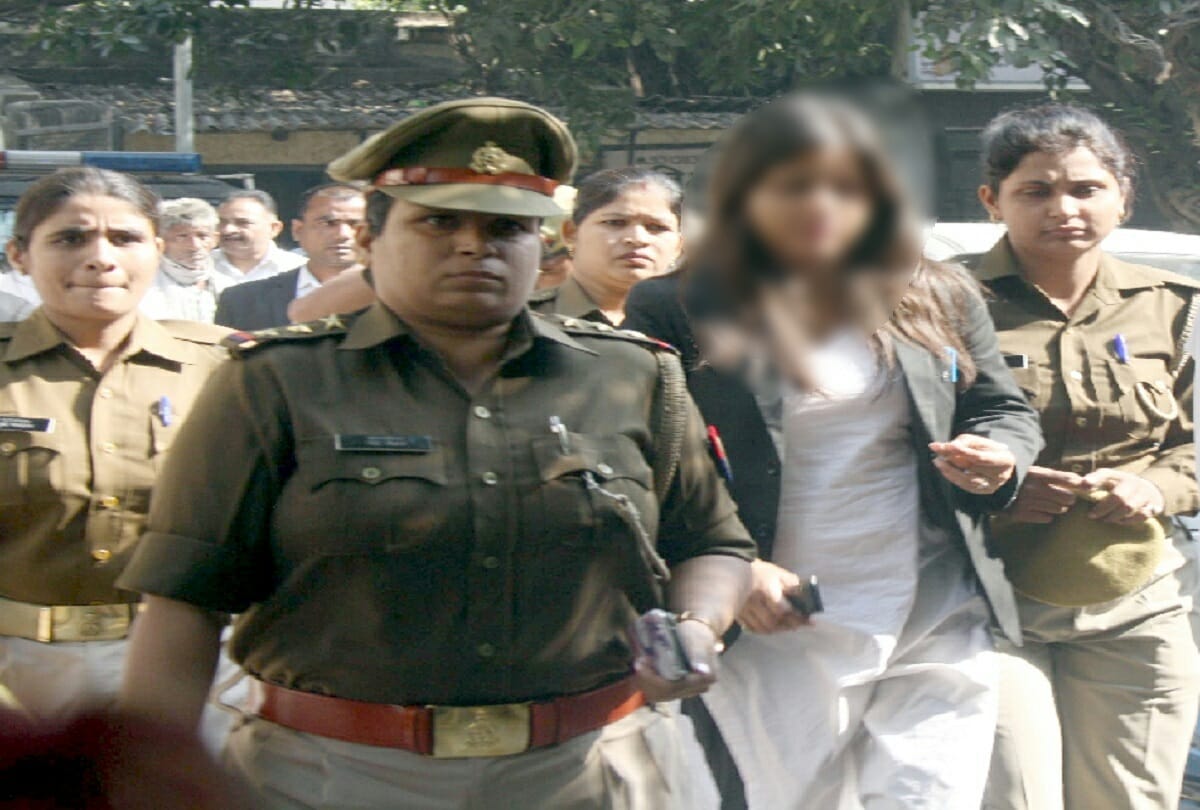 Meerut daroga video viral latest news Women lawyer locked in police station