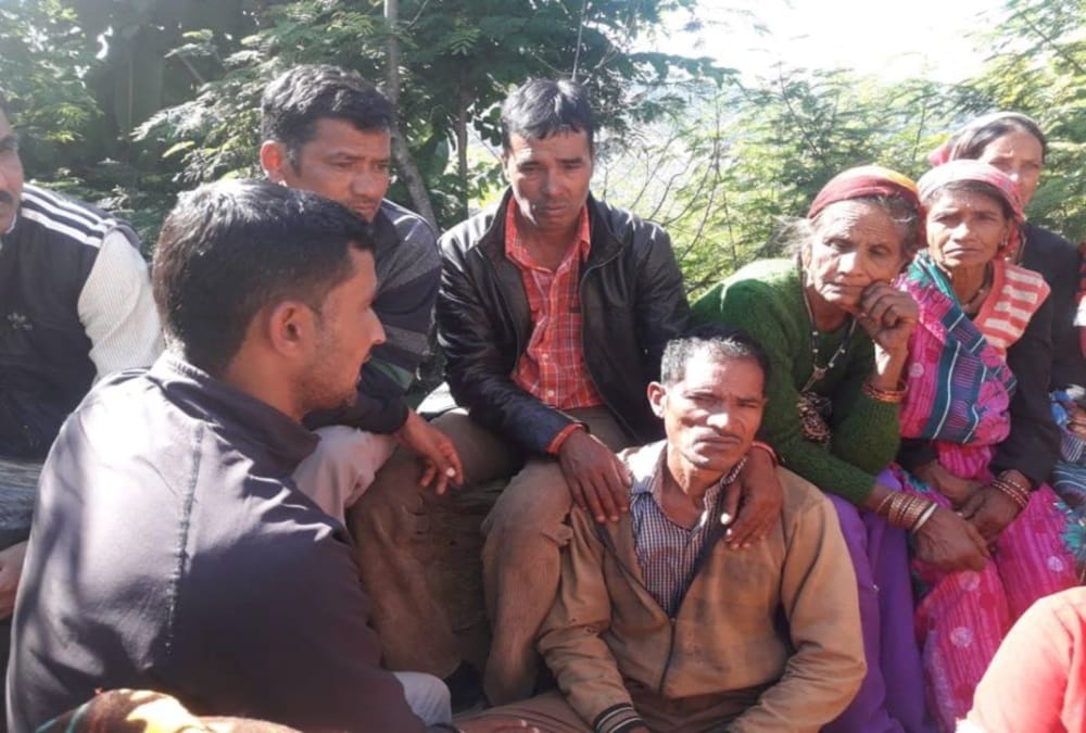 Martyr Rajendra family crying badly to see dead body emotional photos