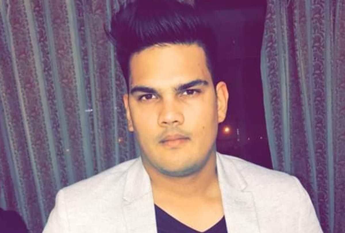 accident on yamuna expressway munger mp veena devi and former mp son ashutosh died probe on