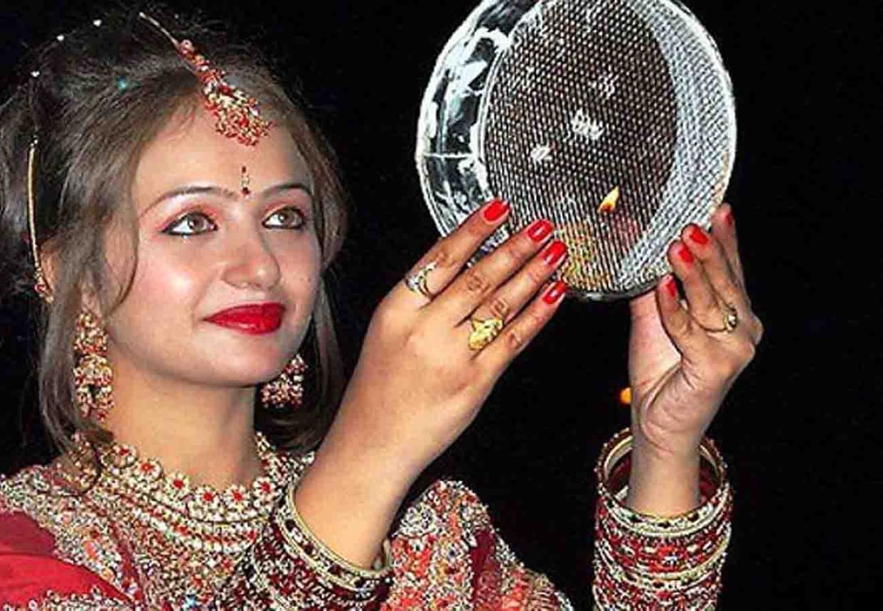 Karva Chauth 2018 today know Puja vidhi and Muhurat
