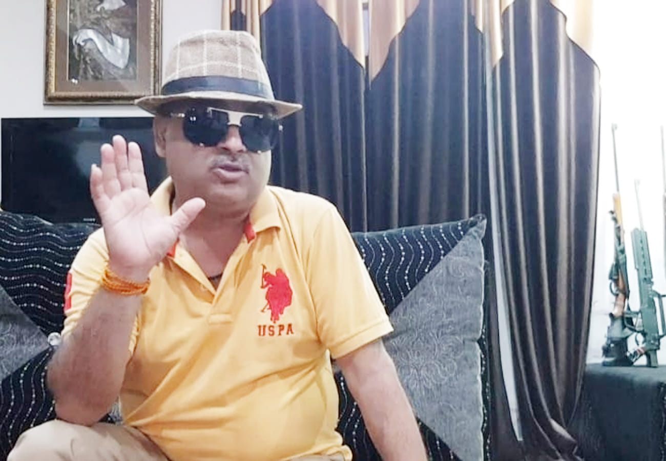 Kanpur Comedian Annu Awasthi telling ten Benefits of Keeping Karvachauth Fast