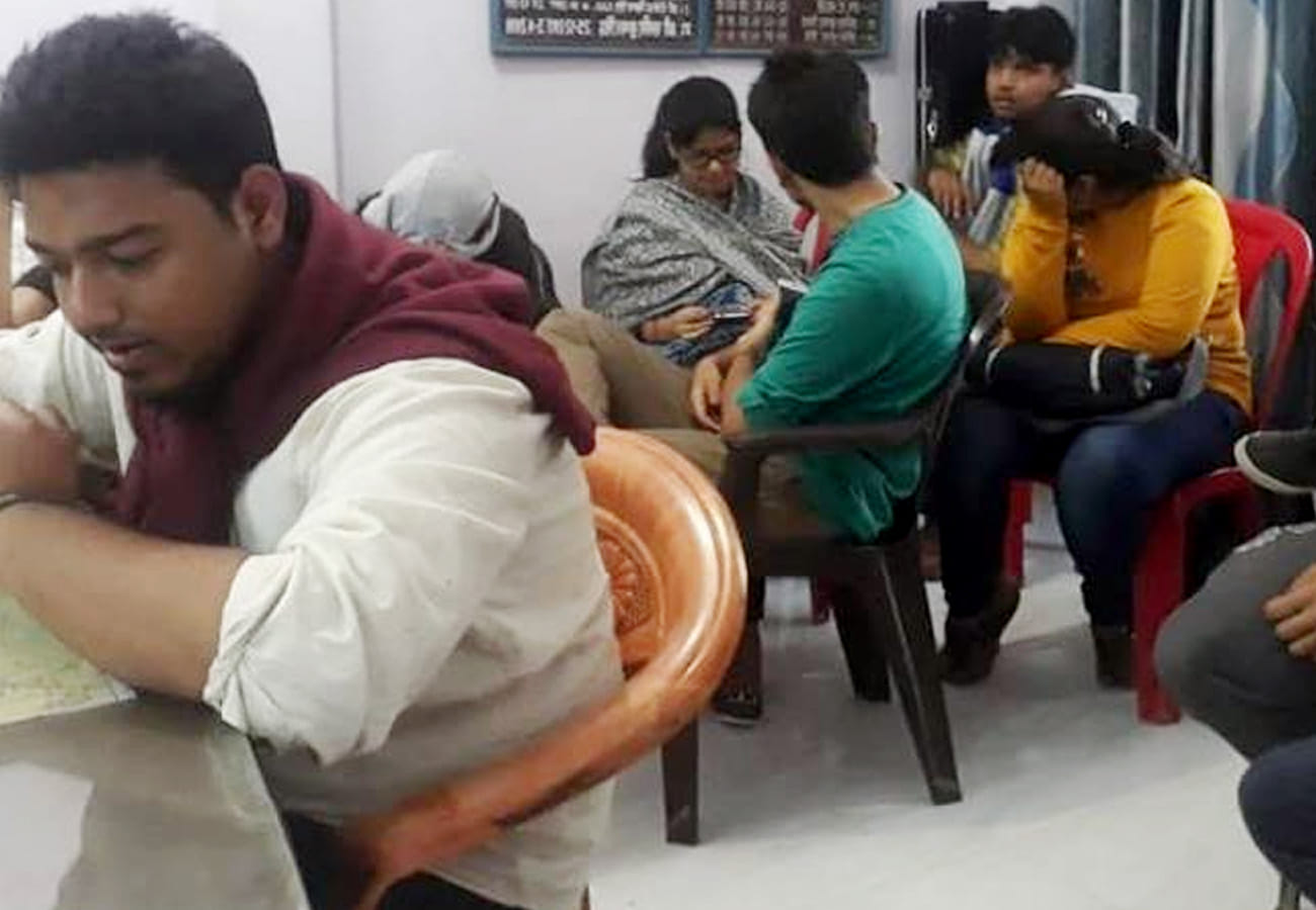 IIt Kanpur's Cultural Festival Intolerance with other college Students