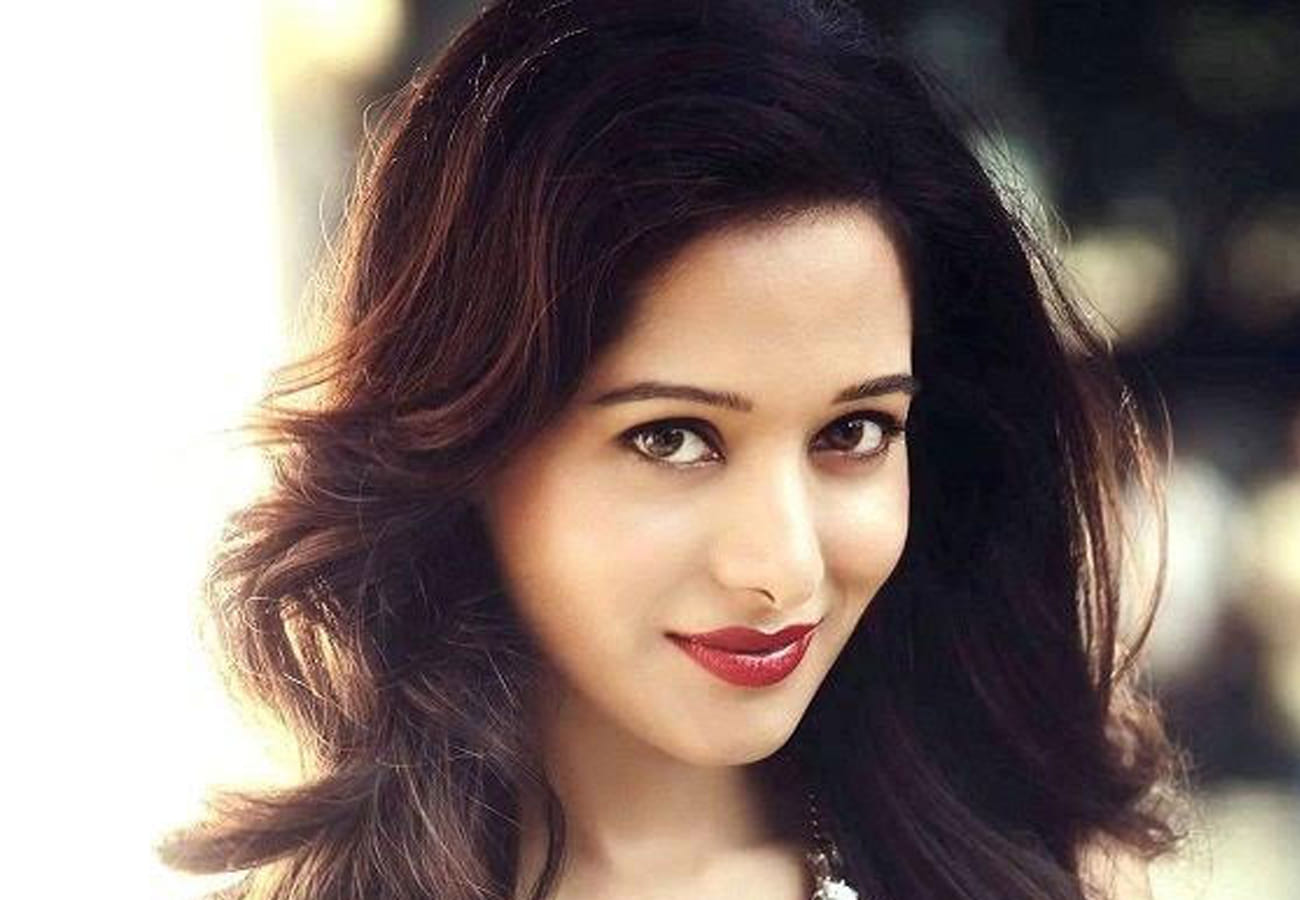 Bollywood actor Shahbaz Khan and singer Preetika Rao in kanpur