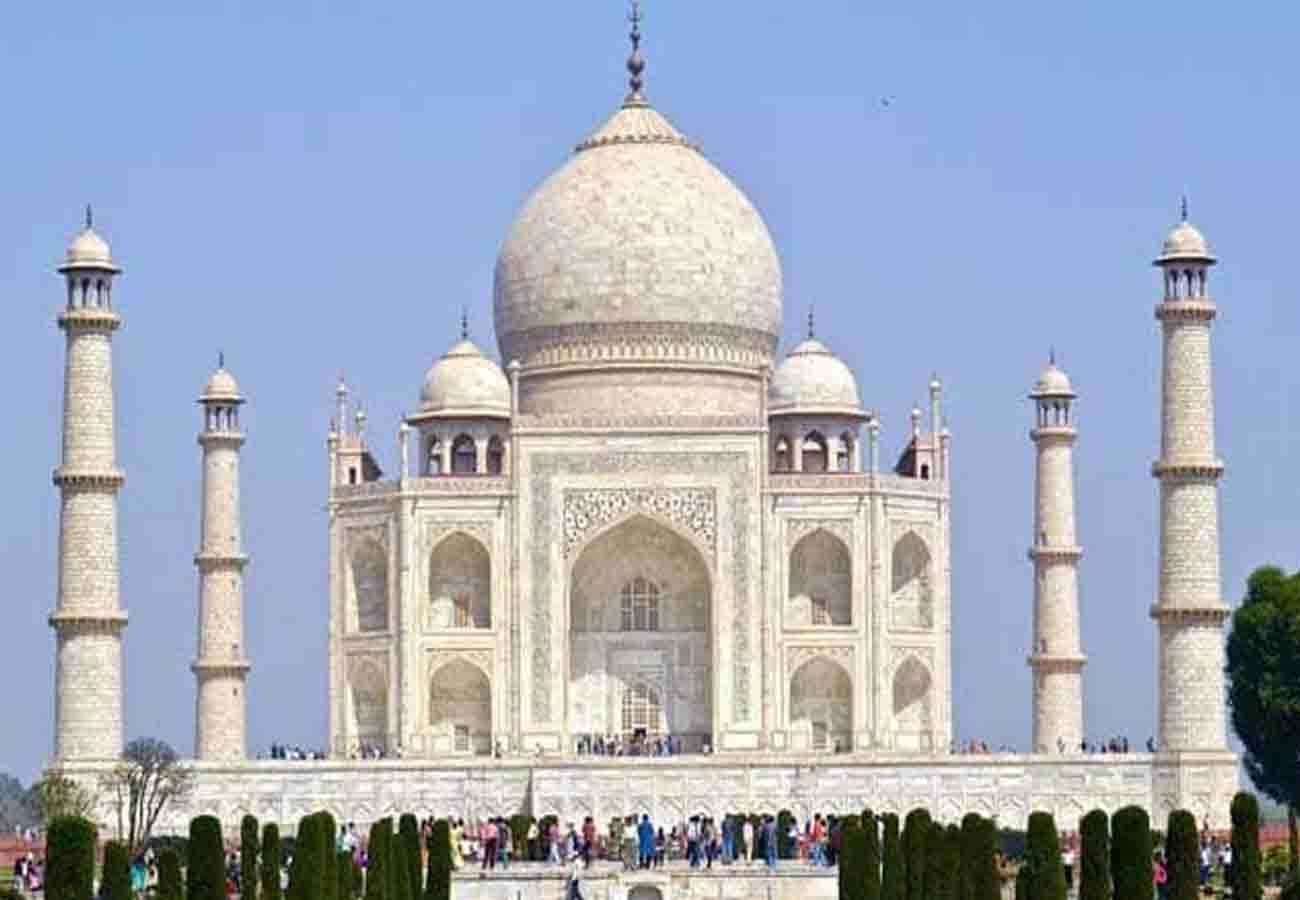 baby feeding rooms at Taj Mahal