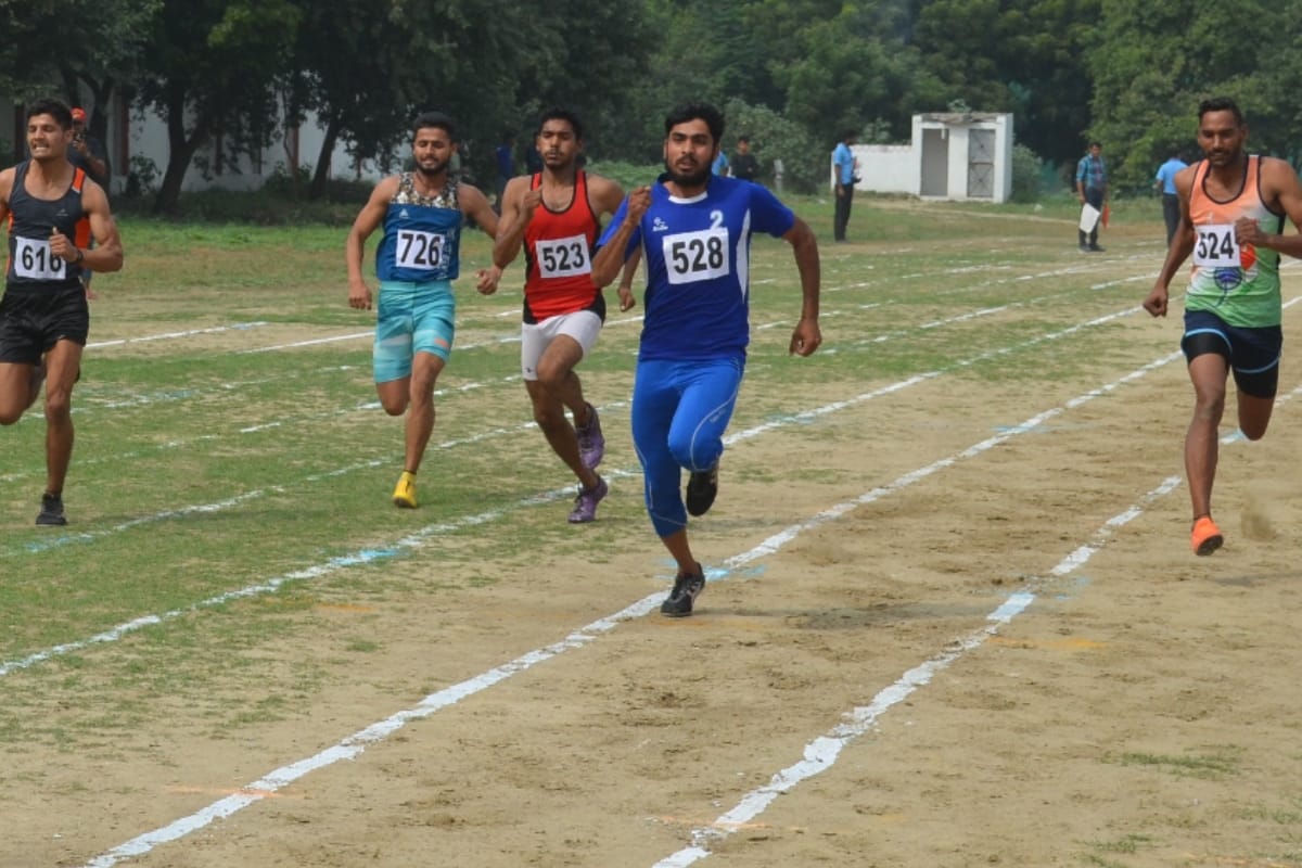 athlets players rocks in the first day of athletics bhamashash park meerut