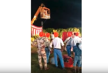 Bride entry done in marriage through crane suddenly all guests started screaming
