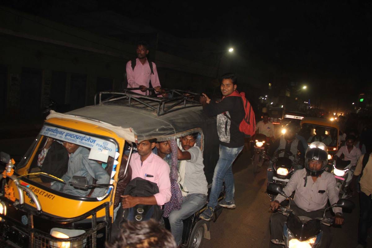 UP police recruitment examination candidate make chaos in varanasi