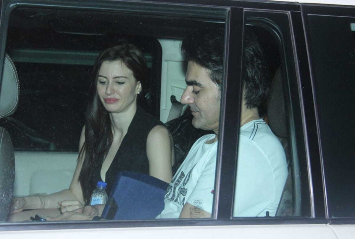 5 bollywood shocking star who are in relationship after divorce at 45 age
