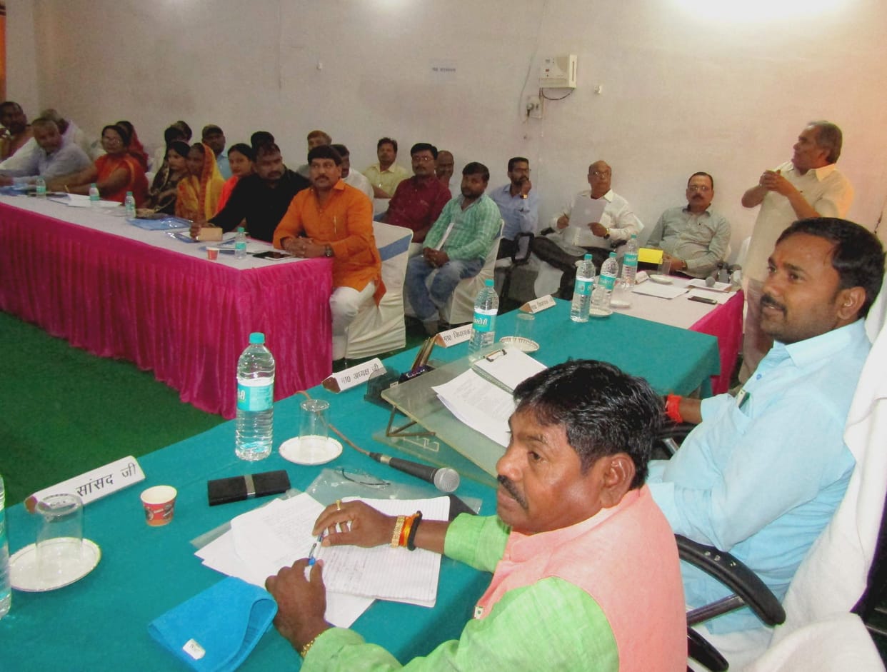 Framework for development work in board meeting