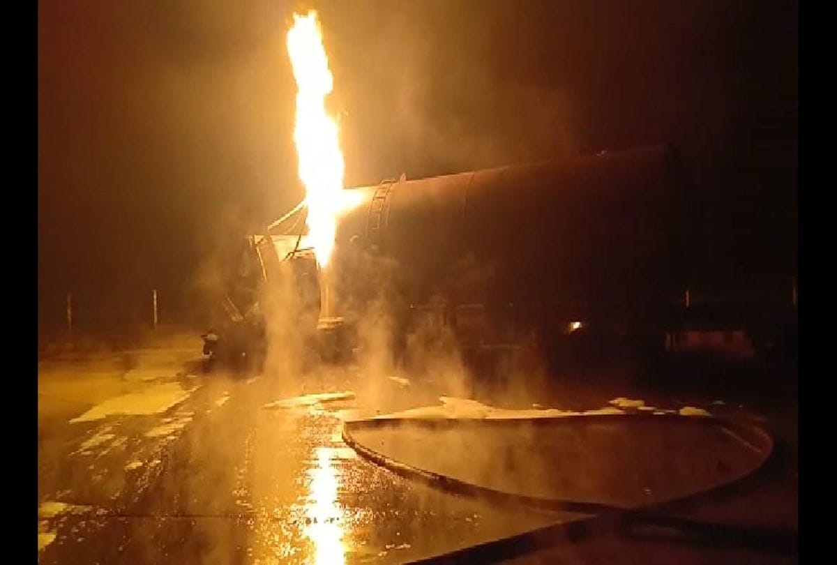 A gas tanker had exploded on Yamuna expressway after it rammed into another gas tanker in Mathura