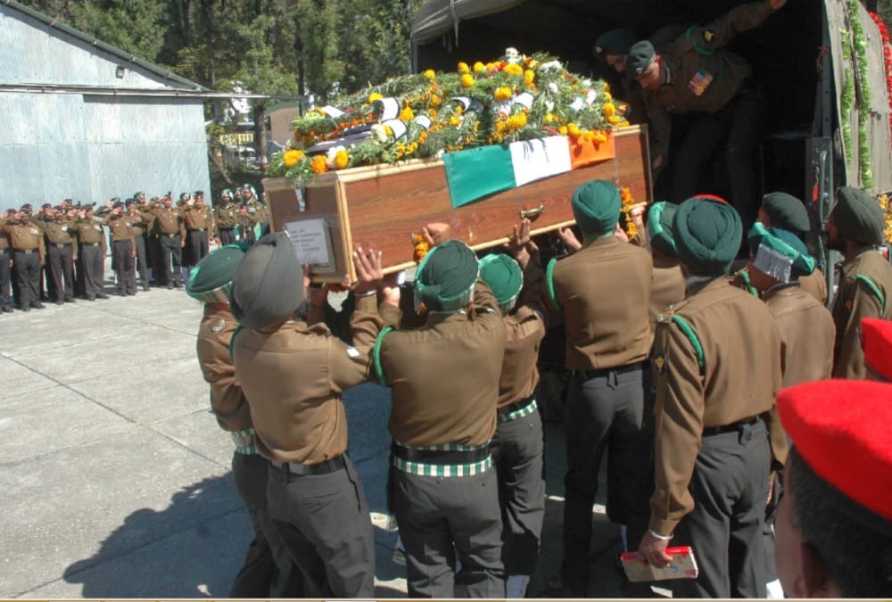 Martyr Rajendra Father crying  emotional story on funeral photos