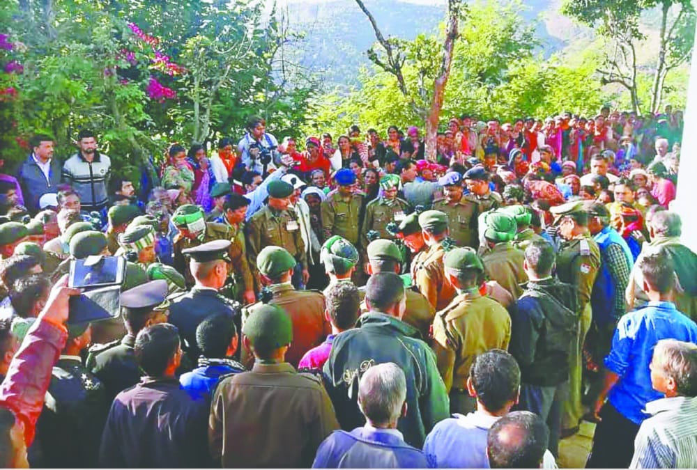 Soldier rajendra martyr Before Marriage in terrorist attack sisters crying photos