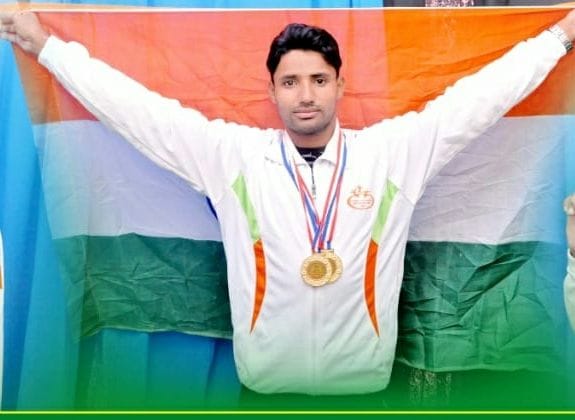 ओपन राष्ट्रीय वेटलिफ्टिंग में गोविंद ने जीता  सोना