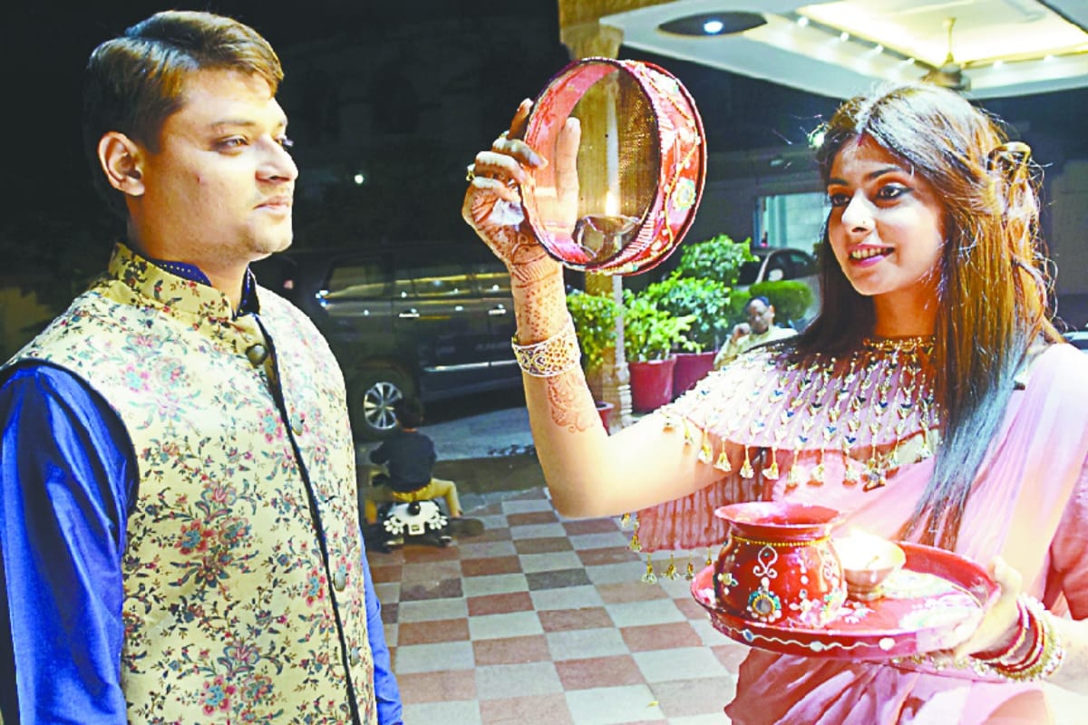 karwa chauth celebration in meerut see in pictures