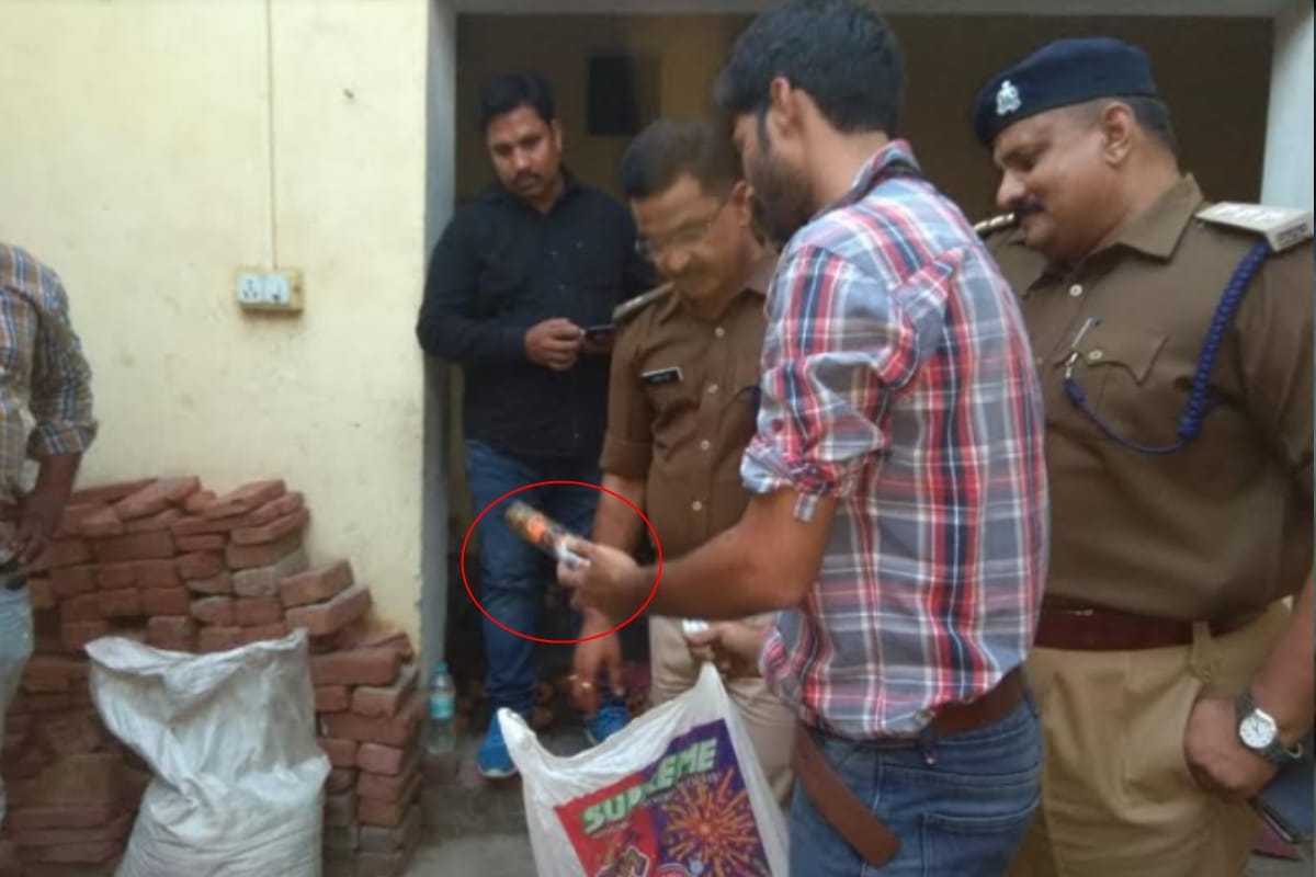 Police raid on illegal firecrackers factory in meerut lakh of goods recovered