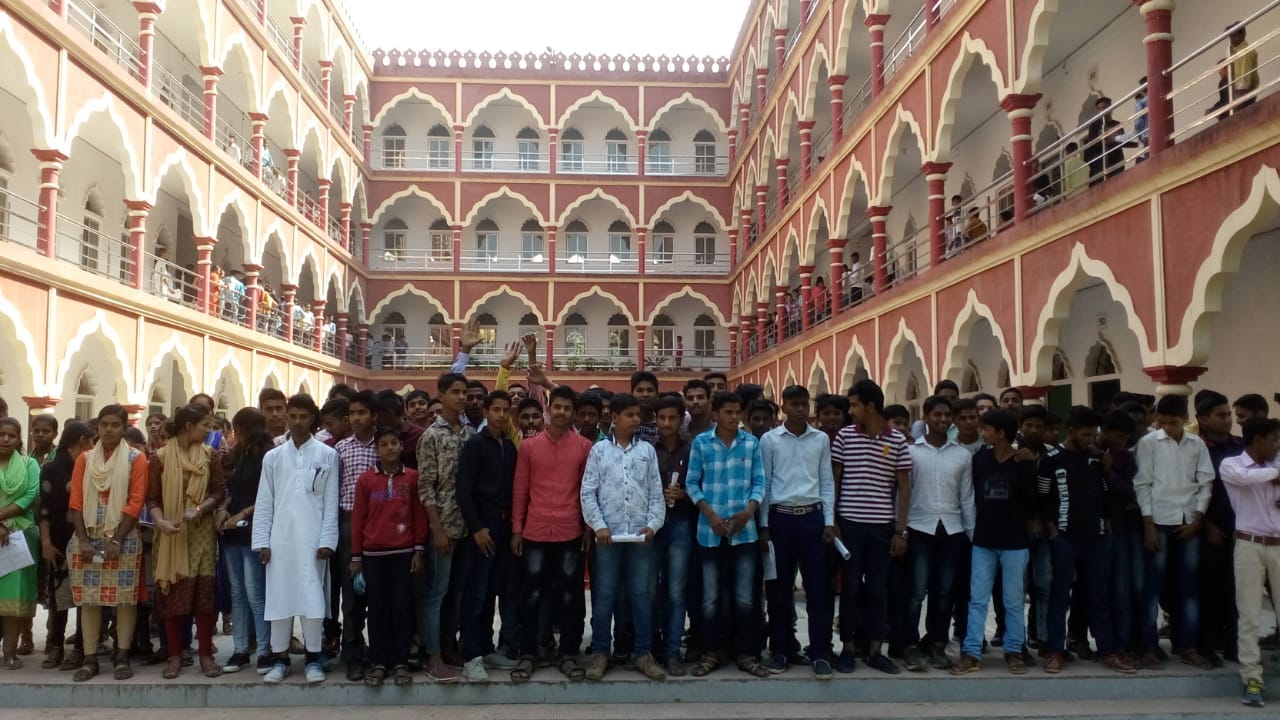 More than 28 thousand students present Amar Ujala's scholarship exam