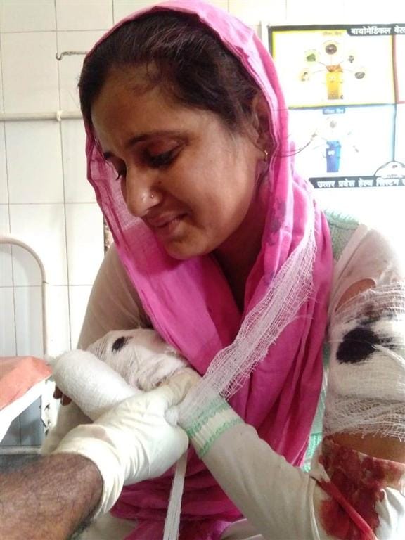 Bikers beat the day-long beauty parlor director to death, panic