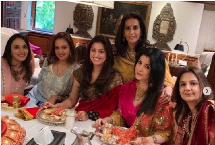 sridevi missing from karwachauth photo of kapoor family